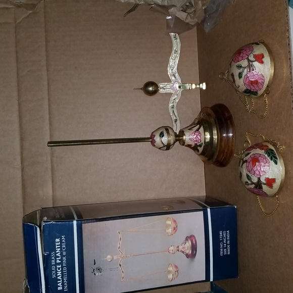 Balance planter - Picture 2 of 2